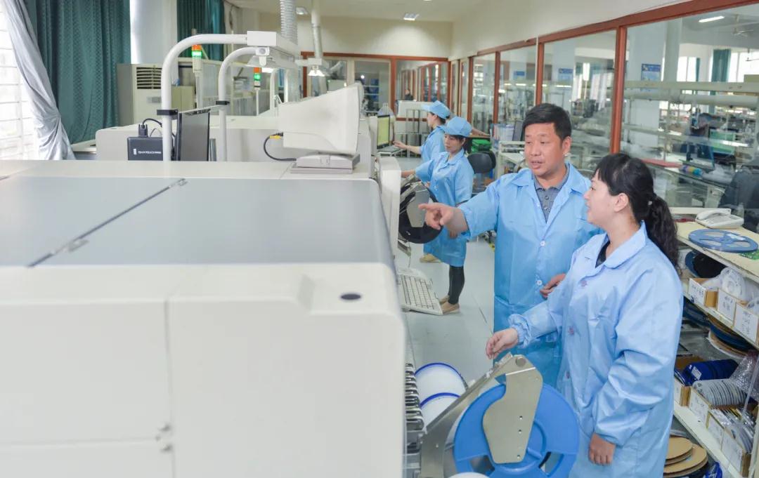 閩北日?qǐng)?bào)2020年12月11日?qǐng)?bào)道：苦練“內(nèi)功”！閩北這家企業(yè)不斷增強(qiáng)核心競(jìng)爭(zhēng)能力